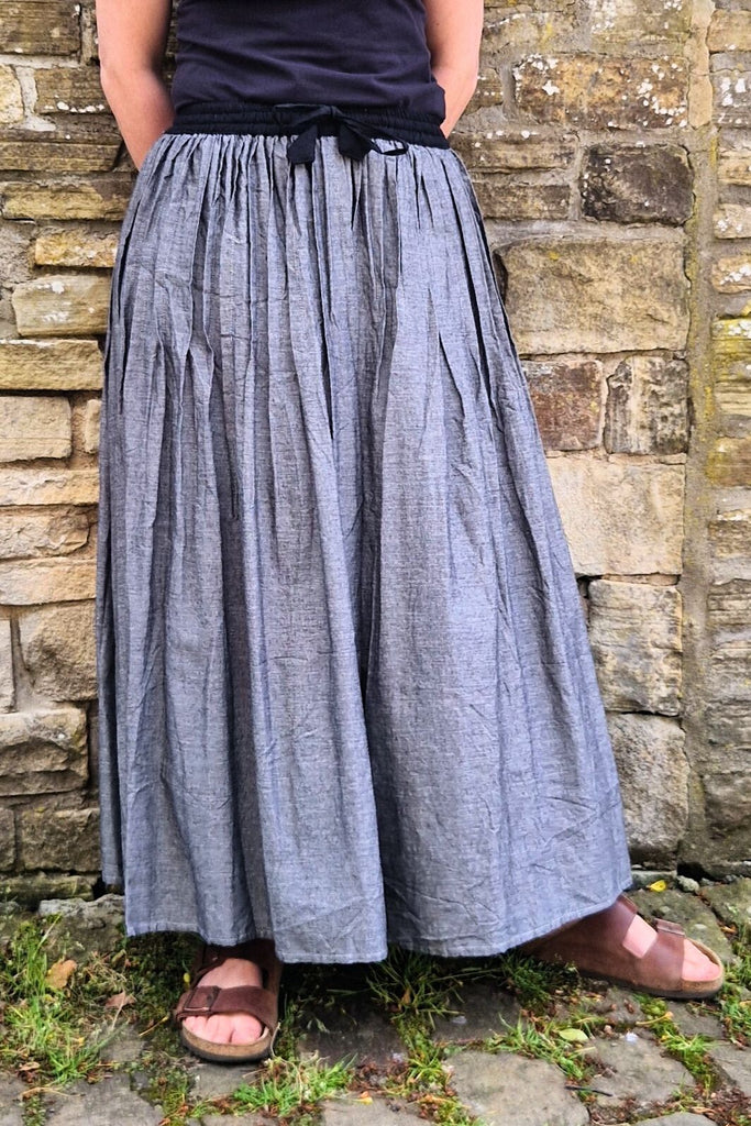 long pleated grey cotton skirt